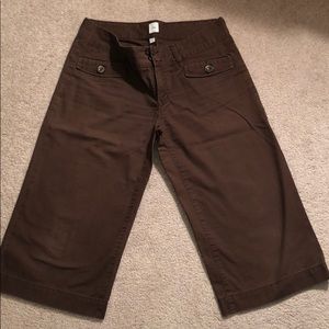 GAP brown capris size 10